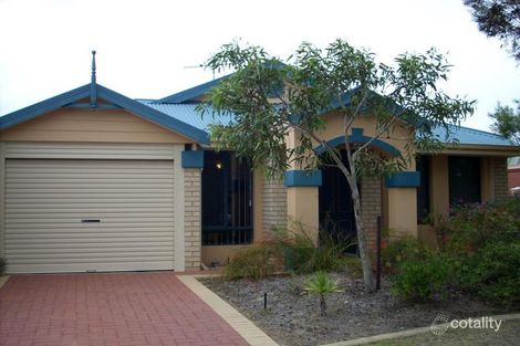 4/61 Wanaping Rd, Kenwick, WA 6107
