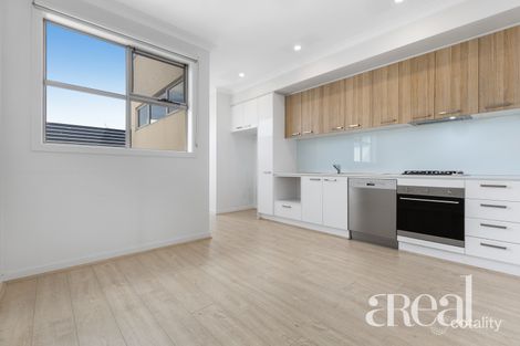 Property photo of 5 Cyan Walk Coburg North VIC 3058