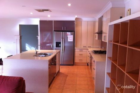 Property photo of 13 Crabill Walk Narre Warren South VIC 3805