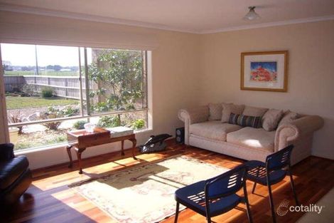 Property photo of 2 Crook Court Ballan VIC 3342