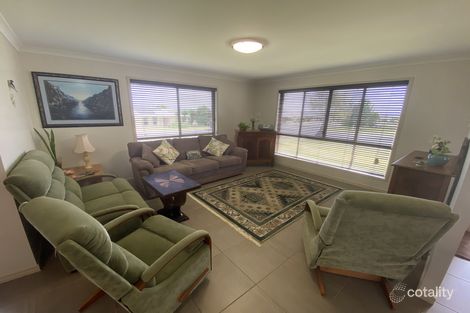 Property photo of 2 Dingle Close Kingaroy QLD 4610