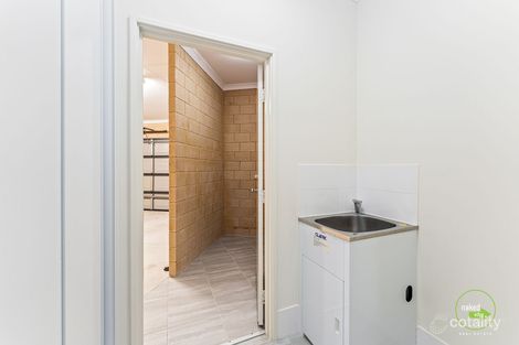 Property photo of 2/11 Yewers Drive Champion Lakes WA 6111