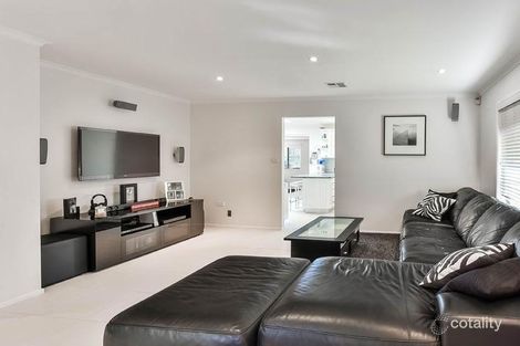 Property photo of 8 Oprey Close Minto NSW 2566