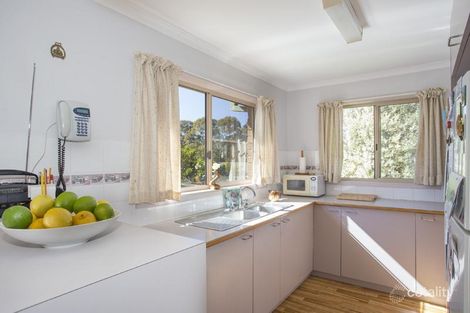 Property photo of 2/13 Thomas Mitchell Crescent Sunshine Bay NSW 2536