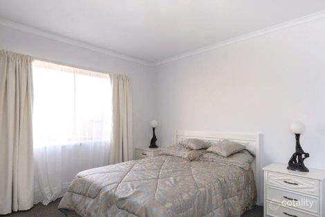 Property photo of 85 Strathavan Drive Berwick VIC 3806