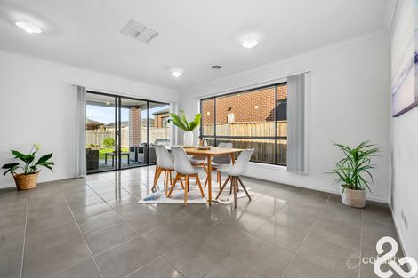 Property photo of 13 The Woods Boulevard Mickleham VIC 3064