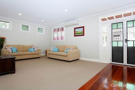 Property photo of 43 Eric Crescent Annerley QLD 4103