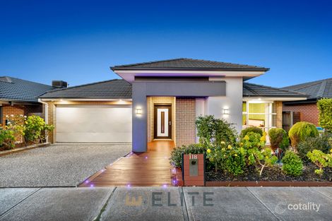 Property photo of 118 Rossiter Retreat Cranbourne North VIC 3977