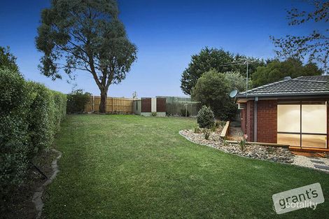 Property photo of 12 Ami Court Berwick VIC 3806
