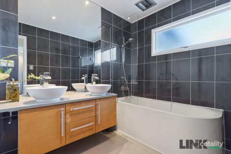 Property photo of 55 Bates Drive Birkdale QLD 4159