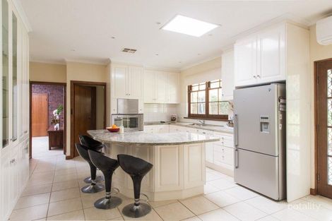 Property photo of 18 Ilfracombe Drive Wattle Park SA 5066