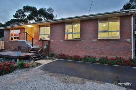 Property photo of 4 Landara Court Mooroolbark VIC 3138