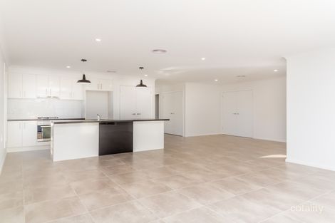 Property photo of 8A Maxwell Drive Eglinton NSW 2795