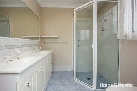 Property photo of 36 Lavelle Street Windradyne NSW 2795
