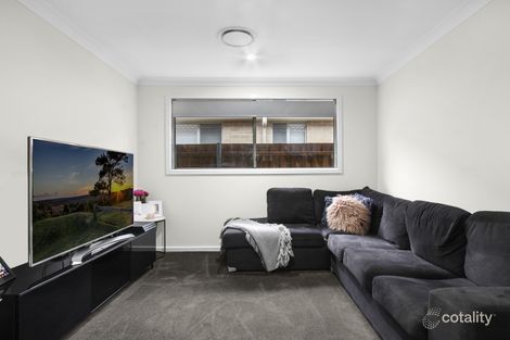 Property photo of 57 Kerrigan Crescent Elderslie NSW 2570