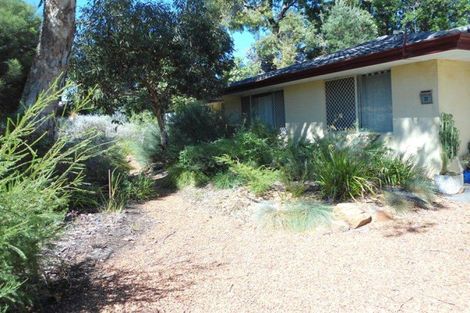 37 Asteroid Way, Carlisle, WA 6101