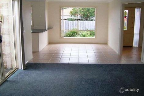 Property photo of 2/30 Logan Street Hamlyn Heights VIC 3215