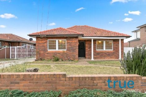 Property photo of 11 Moondani Road Beverly Hills NSW 2209