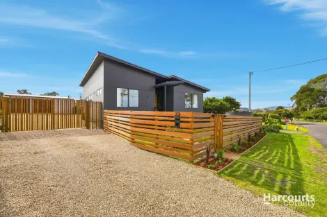 22 Erle St, Carlton River, TAS 7173