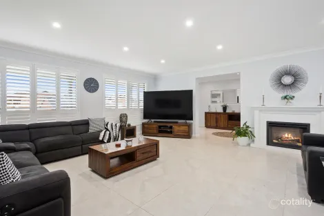 Property photo of 37 Coolawin Crescent Shellharbour NSW 2529