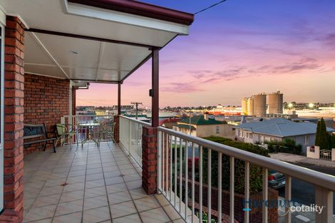 42a Macfie St, Devonport, TAS 7310