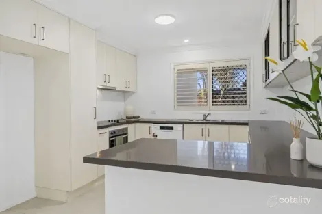 Property photo of 2/10 Malkana Crescent Buddina QLD 4575