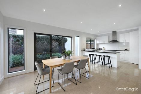 Property photo of 1B Parkmore Road Bentleigh East VIC 3165