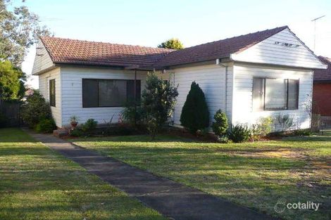 7 Beaconsfield St, Revesby, NSW 2212