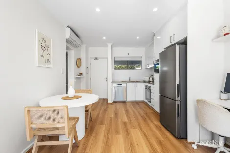 Property photo of 2/14 Beatrice Street Doubleview WA 6018