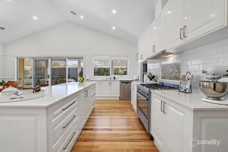Property photo of 19 Billeroy Way Werribee VIC 3030
