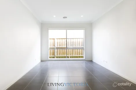 Property photo of 19 Woolshed Drive Truganina VIC 3029
