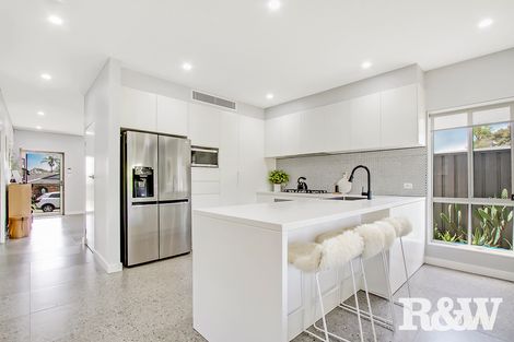 Property photo of 5 Amazon Place St Clair NSW 2759