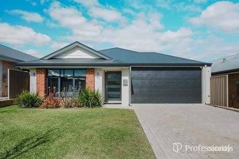 Property photo of 11 Wannell Close Byford WA 6122