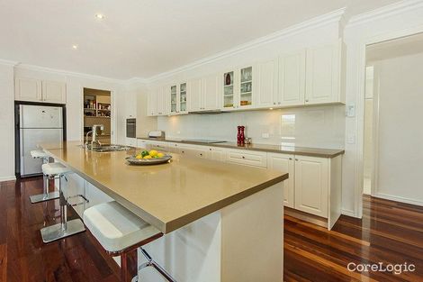 Property photo of 6 Double Bay Drive Taylors Hill VIC 3037