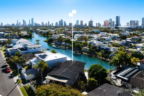 2 Crest View Key, Broadbeach Waters, QLD 4218