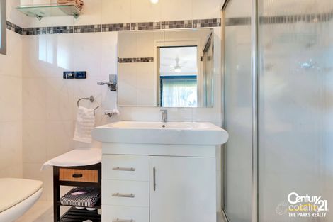 Property photo of 66 Tallowood Crescent Bossley Park NSW 2176