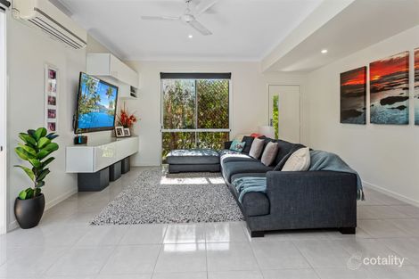 Property photo of 8 Krystelle Close Oxley QLD 4075