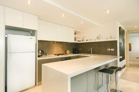 Property photo of 2/21-25 Clifford Avenue Fairlight NSW 2094