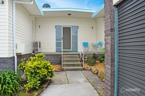 Property photo of 8 Nautilus Way Lakes Entrance VIC 3909