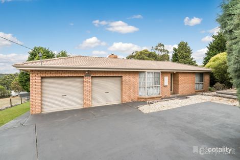 11 Mcdonald Dr, Wandong, VIC 3758