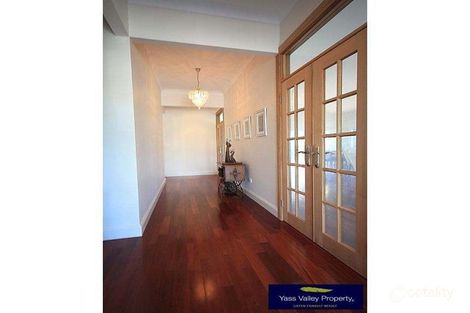 Property photo of 14 Cusack Place Yass NSW 2582