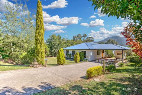 5 Blackwood Bowl, Bright, VIC 3741