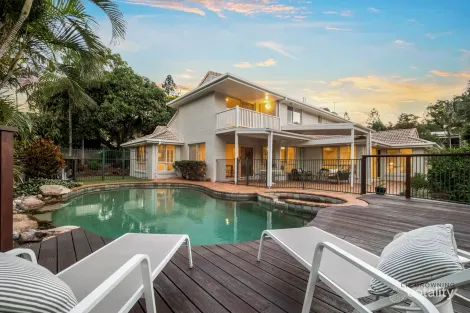 187 Chapel Hill Rd, Chapel Hill, QLD 4069