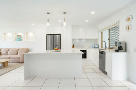 2/3 Featherwood Cl, Burleigh Waters, QLD 4220