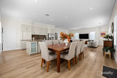 Property photo of 6 Knight Street Aberfeldie VIC 3040