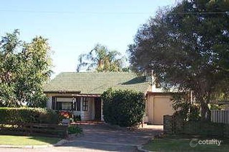 60 Donaldson St, Queens Park, WA 6107