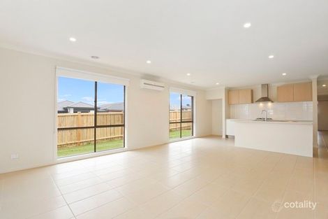 Property photo of 7 Lucknow Drive Beveridge VIC 3753