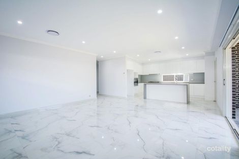 Property photo of 42 Rotorua Road St Clair NSW 2759