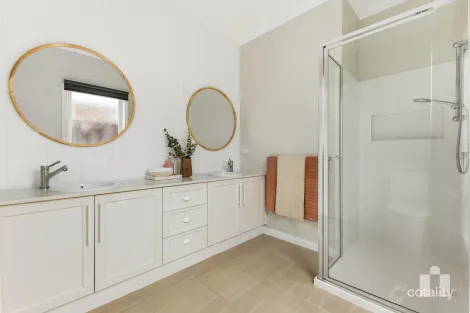 Property photo of 19 Mondadale Drive Doreen VIC 3754