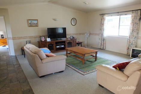 Property photo of 33 Kurumben Place West Bathurst NSW 2795